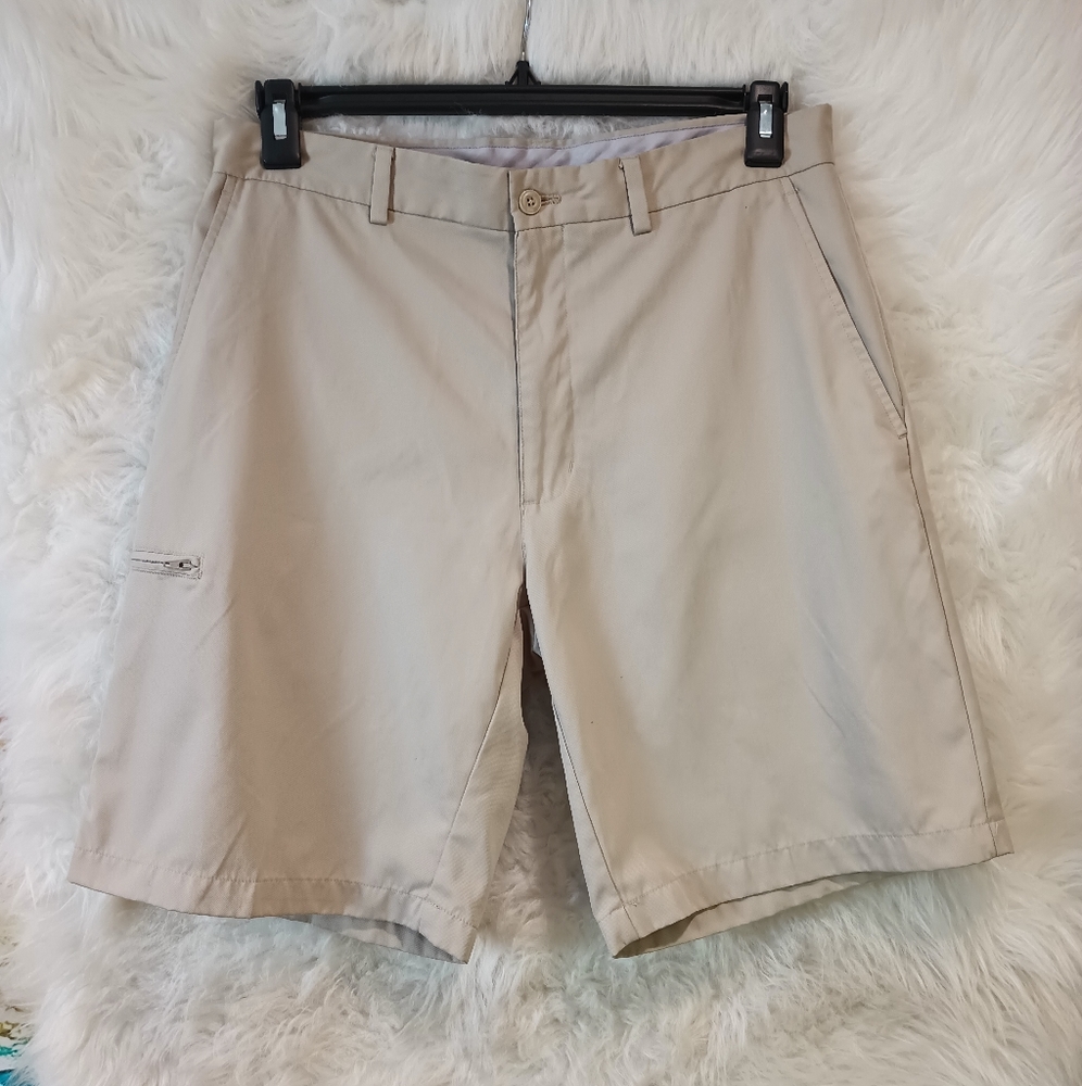 Champions Tour Khaki Golf Shorts Size 32 - Picture 2 of 12